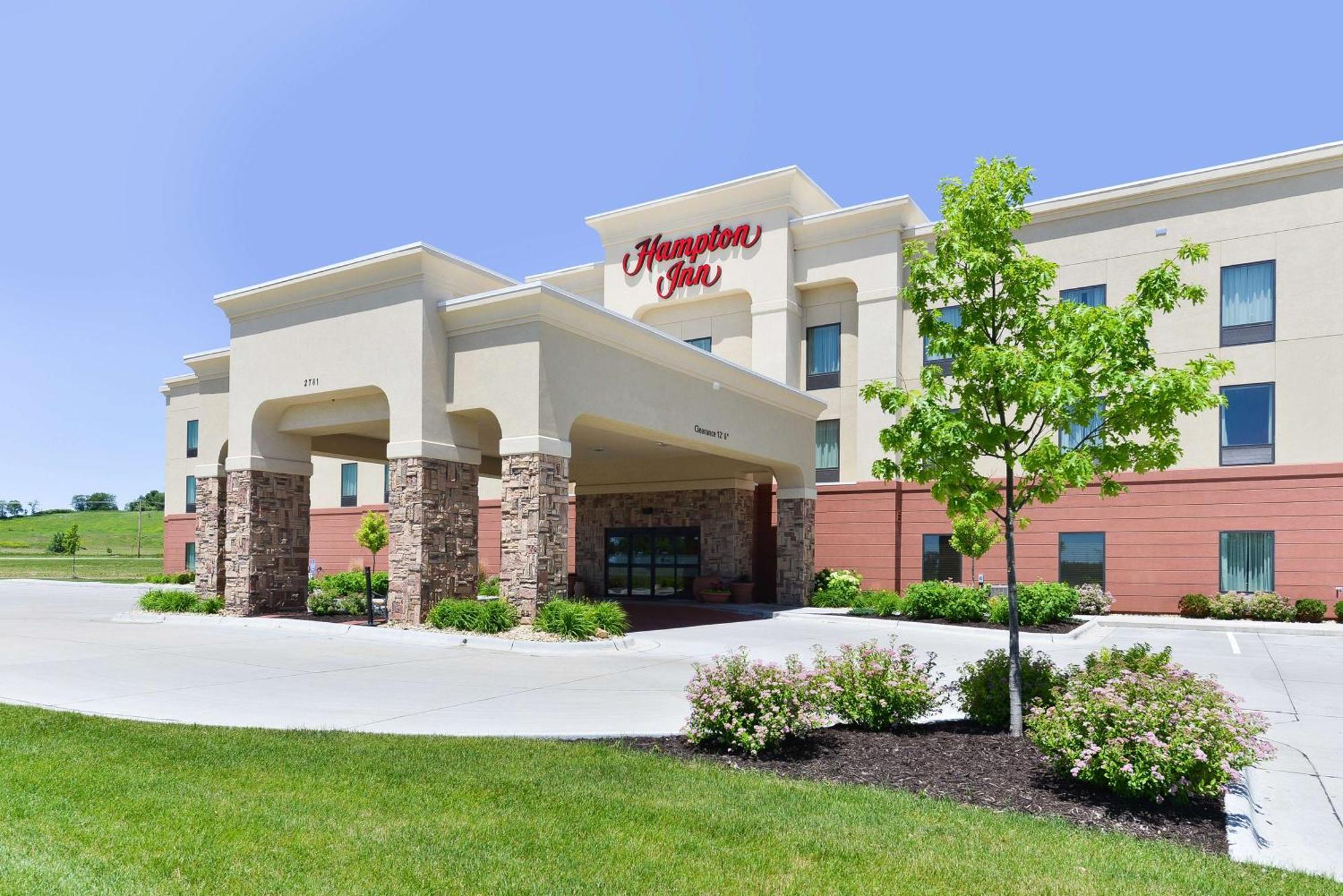 Hampton Inn Clinton Kültér fotó