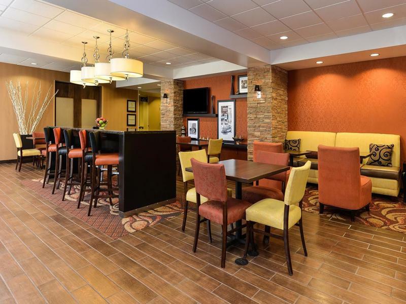 Hampton Inn Clinton Kültér fotó